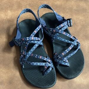 Women's Chacos Blue Patterned Sandals
